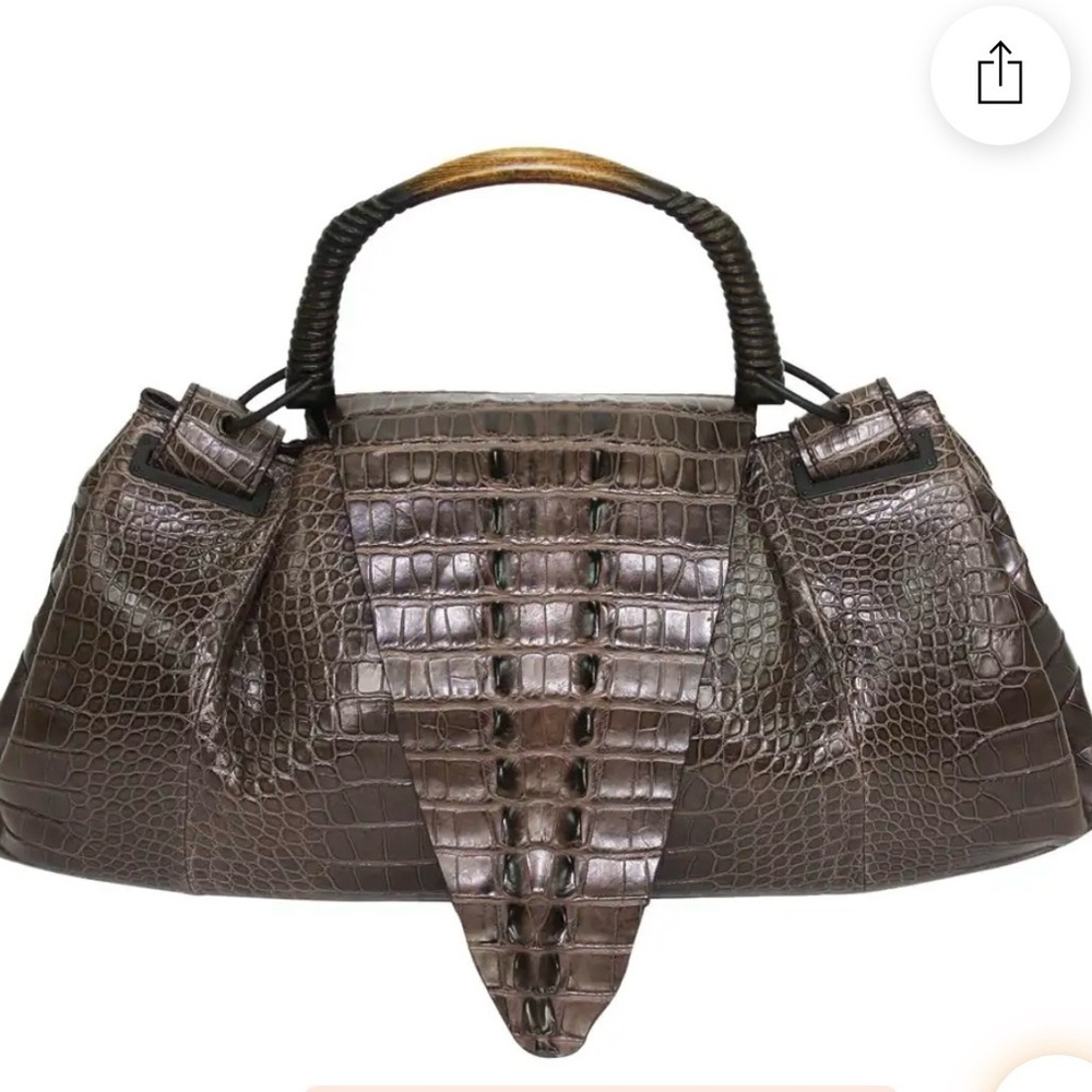 AUTHENTICATED TOM FORD FOR GUCCI F/W 2002 AD CROCODILE BROWN WOODEN HANDLE BAG